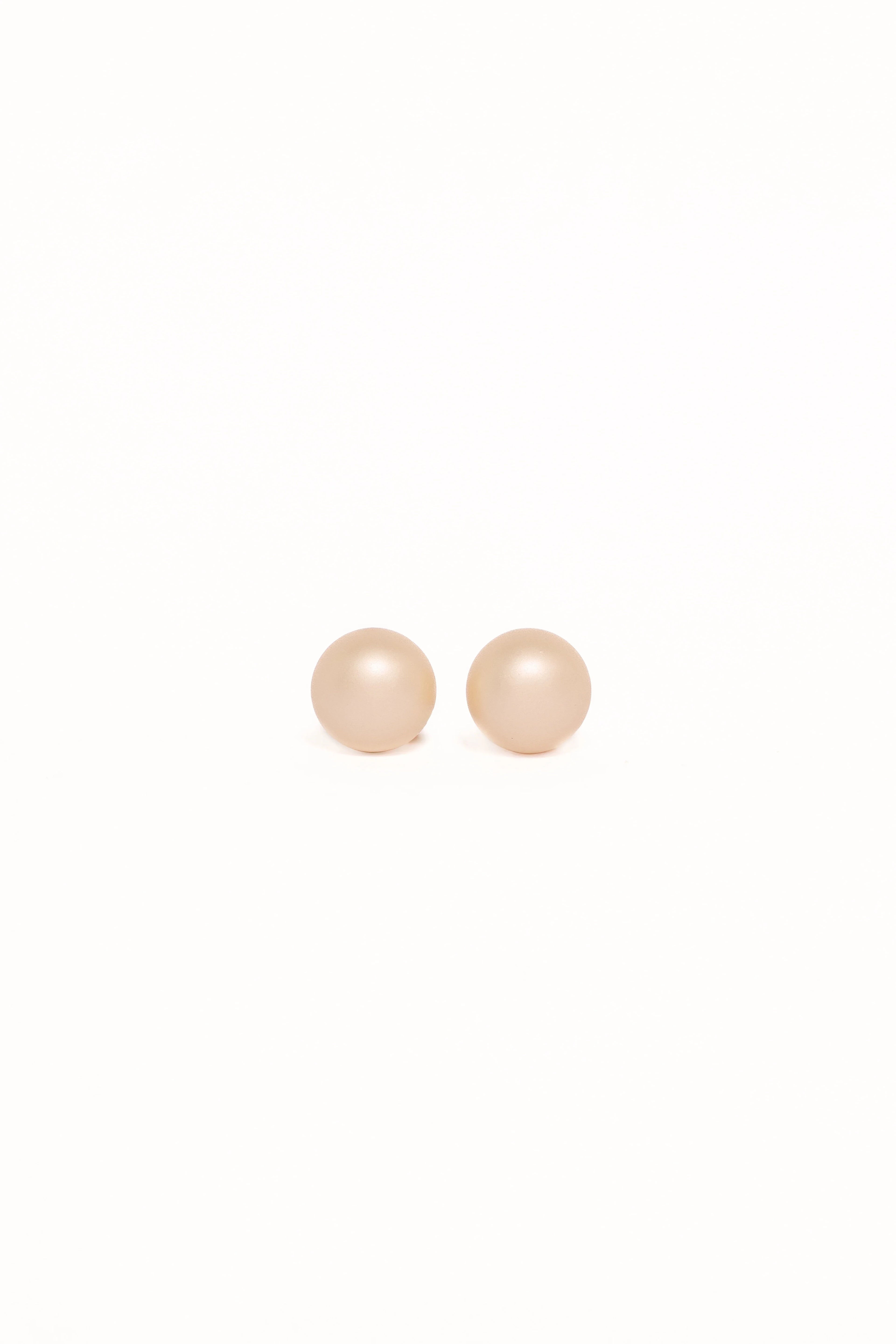 Adalee Stud Earrings - Pearl
